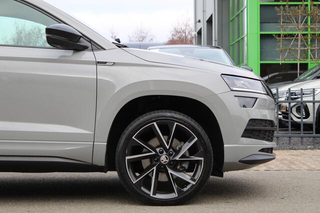 Skoda Karoq 1.5 TSI 150Pk ACT Sportline Business Automaat | Trekhaak