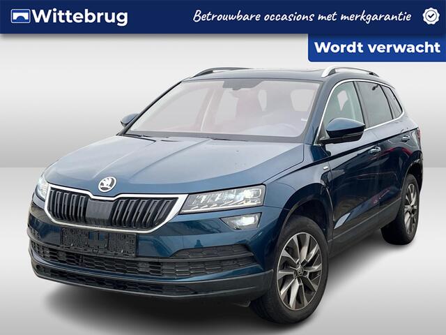 Skoda Karoq 1.5 TSI Ambition Clever Sunset DSG Automaat Trekhaak wegklapbaar / Panorama-schuif-/kanteldak / Navigatie / Parkeersensoren Camera / Full LED Matrix Koplampen