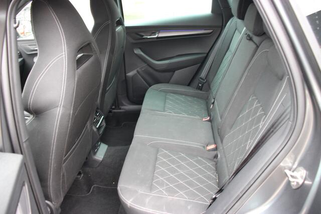 Skoda Karoq 1.5 TSI DSG Sportline Business Automaat | Trekhaak | Virtual cockpit | Stoel-/stuurverwarming |