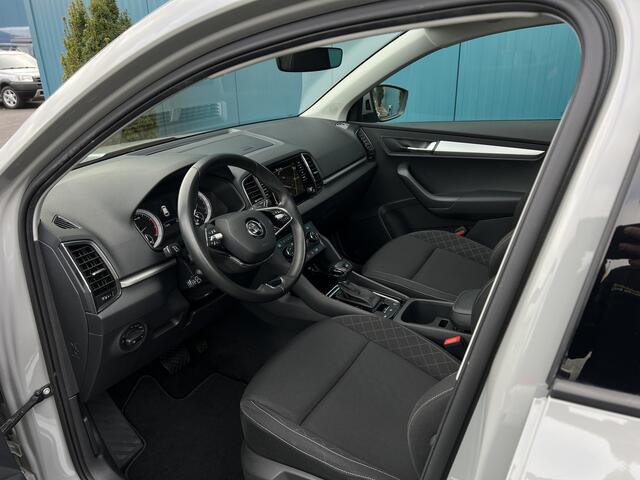 Skoda Karoq 1.5 TSI DSG AUT. Business Edition PANO | ELEK.TREKH | CARPLAY | STOEL/STUURVERW | ADAPT.CRUISE | NAV | PDC | LMV