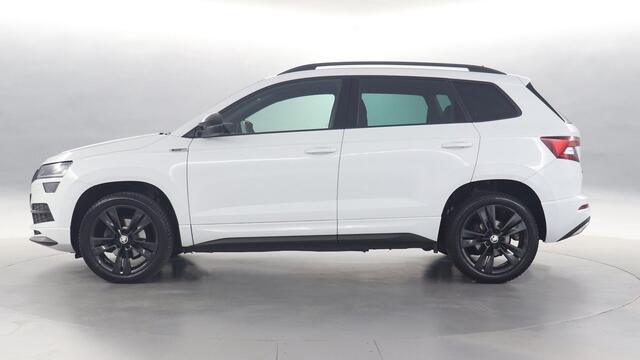 Skoda Karoq 1.5 TSI 150pk ACT Sportline Business DSG / Navigatie / Camera / Trekhaak wegklapbaar