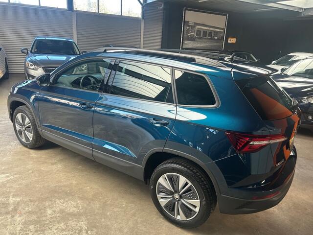 Skoda Karoq 1.5 TSI Busines.ED. PLUS / Camera / Trekhaak / Navi