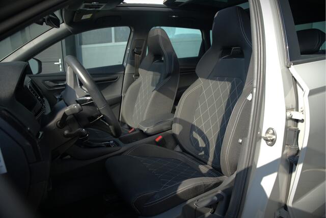 Skoda Karoq 1.5 TSI ACT Sportline Business | Panoramadak | Stoelverwarming | Stuurverwarming | Canton | Keyless | Apple Carplay | Camera | Adaptive Cruise Control | Dodehoekdetectie