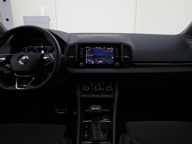 Skoda Karoq 1.5TSI/150PK ACT Sportline DSG · Navigatie · Apple/Android · Camera + Parkeersensoren · Garantie t/m 28-09-2027 of 60000km.