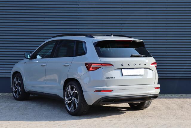 Skoda Karoq 1.5 TSI ACT DSG Sportline Pano/Virtual Cockpit/Navi Columbus/Camera/Keyless/LED/ACC/18"