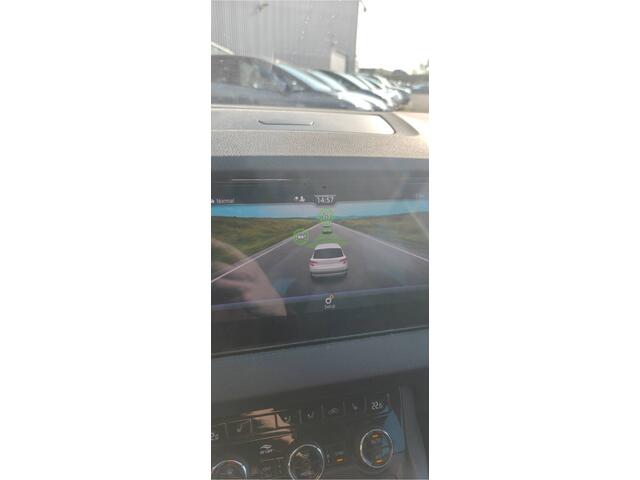 Skoda Karoq 1.5 TSI 150pk Style Navigatie Stoelverwarming Keyless Stoelgeheugen Camera