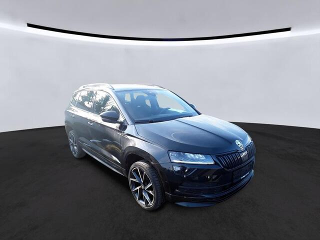 Skoda Karoq 1.5 TSI 150pk Automaat Sportline / Trekhaak / Adaptive Cruise / Navigatie