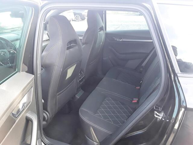 Skoda Karoq 1.5 TSI 150pk Automaat Sportline / Trekhaak / Adaptive Cruise / Navigatie