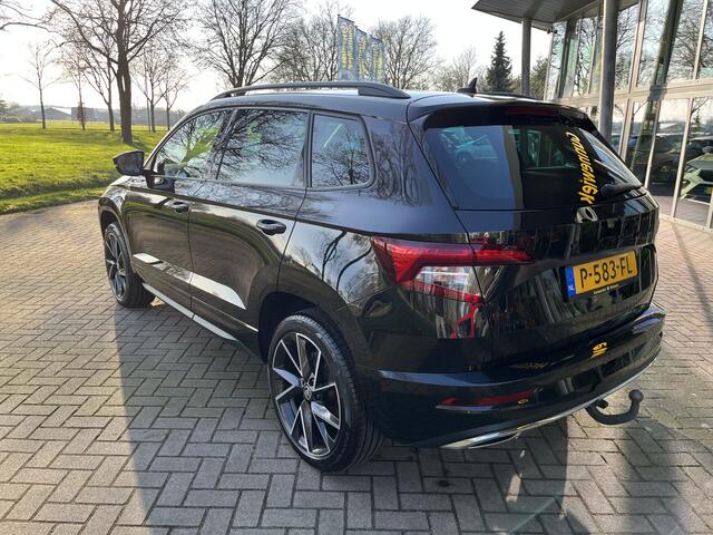 Skoda Karoq 1.5 TSI ACT Sportline Business | AUTOMAAT | CAMERA | CARPLAY | NAVI | PDC V&A | STUUR/STOELVERW. | TREKHAAK AFN.
