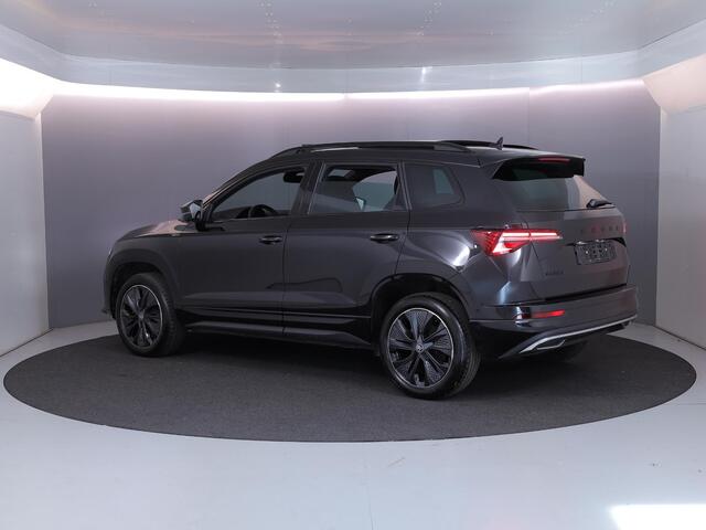 Skoda Karoq 1.5 TSI ACT Sportline Business 150 pk Automaat (DSG) | Verlengde garantie | Navigatie | Panoramadak | Parkeersensoren (Park assist) | Rondomzicht camera | Stoelverwarming v/a |