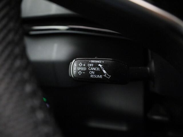 Skoda Karoq 1.5TSI/150PK DSG ACT Sportline Business · Panoramadak · Leder · Camera + Parkeersensoren · Garantie t/m 08-08-2026