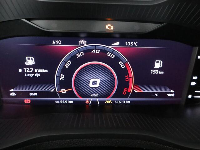 Skoda Karoq 1.5 TSI ACT Sportline Business 150 pk | Navigatie | Trekhaak (wegklapbaar) | Parkeersensoren | Achteruitrijcamera | Stoelverwarming |