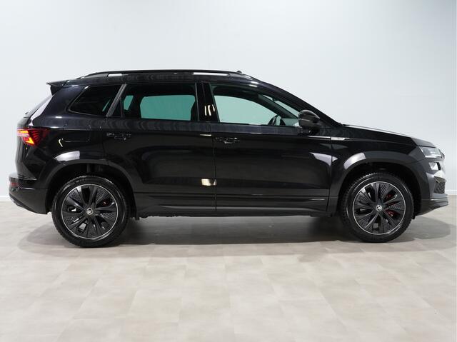 Skoda Karoq 1.5 TSI ACT Sportline Business Panoramadak Trekhaak Privacy Glass