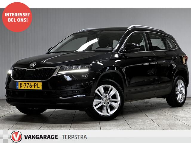 Skoda Karoq 1.5 TSI ACT Business Edition Plus /150PK! /Trekhaak! /Camera /LED Koplampen /Apple + Android /DAB+! /Navi /Climat /Cruise /Elek. pakket /Bluetooth /LED Dagrijverl. /17"LMV /PDC V+A /LED Mistlampen /Dakrails.