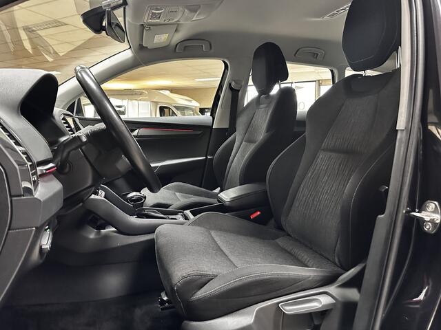 Skoda Karoq 1.5 TSI ACT Business Edition Plus /150PK! /Trekhaak! /Camera /LED Koplampen /Apple + Android /DAB+! /Navi /Climat /Cruise /Elek. pakket /Bluetooth /LED Dagrijverl. /17"LMV /PDC V+A /LED Mistlampen /Dakrails.