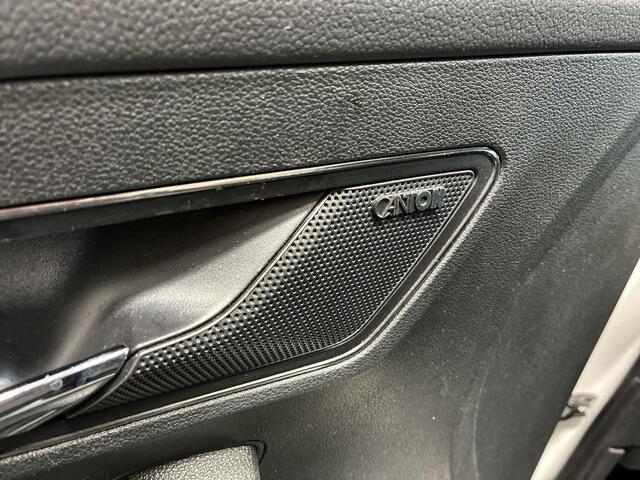 Skoda Karoq 1.5 TSI ACT 150PK DSG Style Business · Camera · Afneembare Trekhaak · Canton Audio · Apple/Android Car Play · Navigatie · Stoelverwarming · 18'' Inch ·