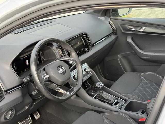 Skoda Karoq 1.5 TSI ACT Sportline Business Trekhaak | Camera | Keyless | Pano