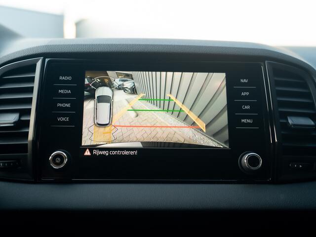 Skoda Karoq 1.5 TSI ACT Sportline Business | Elk. A-klep | 19'' | Camera | Prijs Rijklaar!!