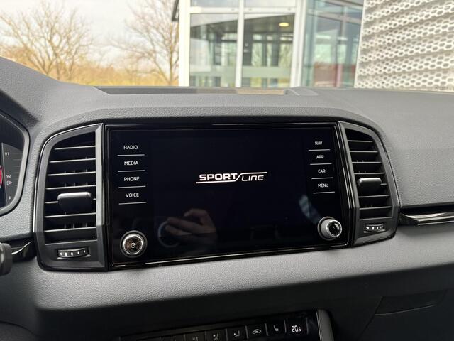 Skoda Karoq Sportline Ultimate 1.5 TSI 150 PK DSG | Automaat | Trekhaak | Panoramadak | Led Matrix verlichting | Trekhaak |