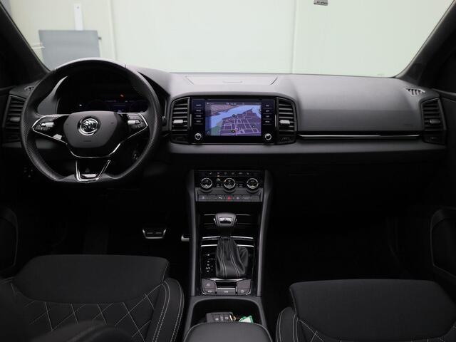 Skoda Karoq 1.5TSI/150PK ACT Sportline Business DSG · Panoramadak · Trekhaak · Apple/Android Car Play · Garantie t/m 23-08-2027 of 100000km