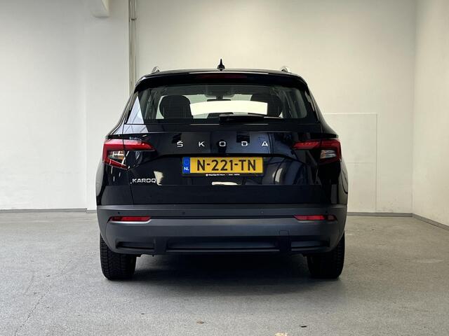 Skoda Karoq 1.0 TSI Business Edition | CAMERA | STOELVERWARMING |