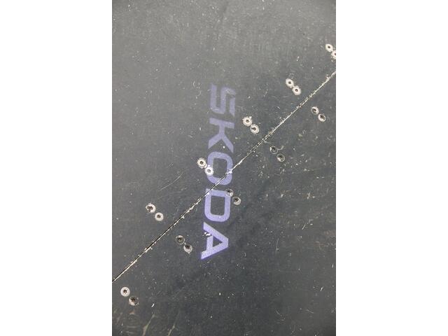 Skoda Karoq Sportline Business 1.5 TSI 150pk DSG Automaat Trekhaak, Panoramadak, Elektrische achterklep, Adaptive cruise control, Navigatie, Achteruitrijcamera,