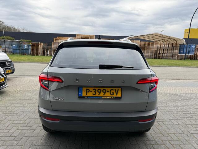 Skoda Karoq 1.5 TSI ACT Business Edition Plus | 1E EIGENAAR | 12MND GARANTIE | AUTOMAAT | LED | SFEERLICHT | TREKHAAK |