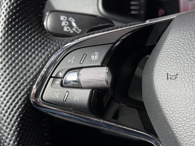 Skoda Karoq 1.5 TSI ACT Sportline Business |Pano|Leer|Trekhaak