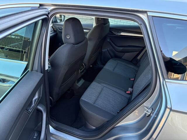 Skoda Karoq 1.5 TSI 150pk Bus Plus AUTOMAAT