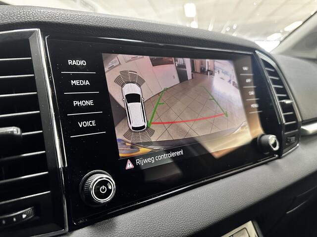 Skoda Karoq 1.5 TSI ACT Business Edition/ Trekhaak/ 150pk/ Virtual Cockpit/ 18'' LMV/ LED Koplampen/ Keyless/ Camera/ Adaptive Cruise/ Apple + Android/ Grootlicht Assist./ DAB+/ Extra getint glas/ PDC V+A/ Dakrails.