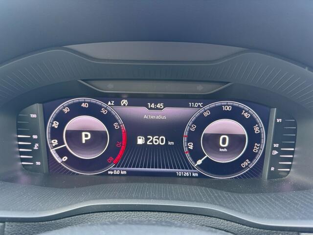 Skoda Karoq 1.5 TSI ACT 150PK DSG Sport Virtual Full-Led Cruise Carplay Trekhaak Keyless