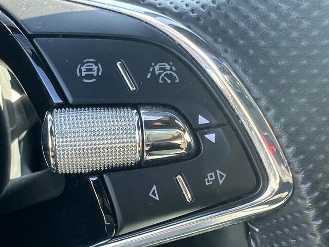 Skoda Karoq 1.5 TSI ACT Sportline Business | Nieuw Binnen! | Stoel Stuurverwarming | Pano | Trekhaak |