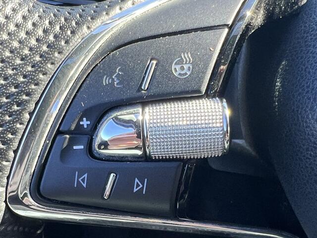 Skoda Karoq 1.5 TSI ACT Sportline Business | Nieuw Binnen! | Stoel Stuurverwarming | Pano | Trekhaak |