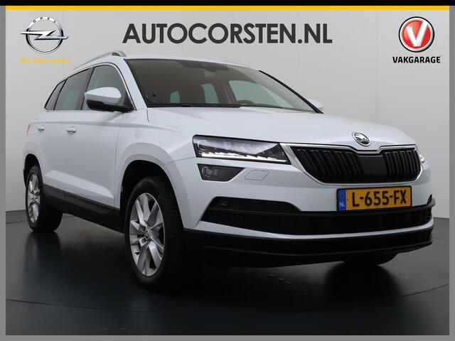 Skoda Karoq 1.5T 150pk ACT Trekhaak Adap.Cruise Camera Navi Virtual Cockpit ECC Apple Carplay Android PDC StoelverwarmingVerschuifbare Achterstoelen Business Edition Plus Comfort Pack Lmv Led Isofix DAB Voorruitverwarming Regen-Lichtsensor File Assist Verkeersbord De