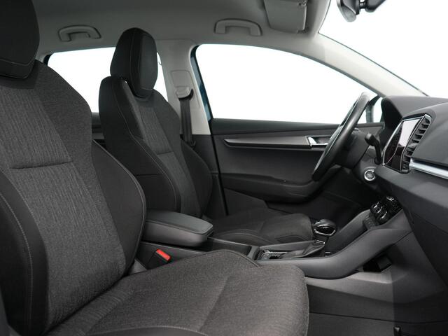 Skoda Karoq 1.5 TSI ACT Style | Winterpakket | ACC | Zwenkhaak | Camera |