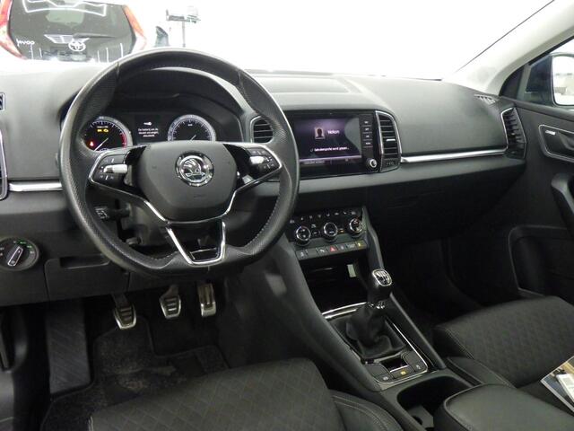 Skoda Karoq 1.0 TSI Business Edition Plus |Pano-dak|Leer|ACC|Stoelverwarming|Trekhaak!