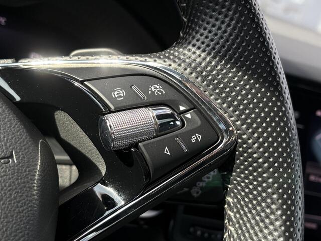 Skoda Karoq 1.5 TSI ACT Sportline |Pano|Carplay|Camer