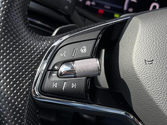 Skoda Karoq 1.5 TSI ACT Sportline |Pano|Carplay|Camer