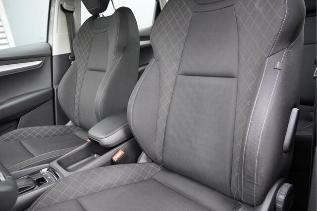 Skoda Karoq 1.5 TSI ACT 150PK! Automaat Business Edition BJ2021 Lmv 16" | Led V+A | Pdc | Trekhaak | Verwarmde voorruit | App-Connect | Navi | Climate control | Cruise control | Verwarmd stuur | Verwarmde voorstoelen | Getint glas