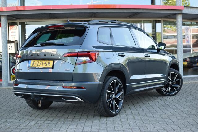 Skoda Karoq 1.5 TSI ACT Sportline Business | Adaptieve Cruise | Elektrische Kofferbak | Apple Carplay & Android Auto | 19" Lichtmetalen velgen