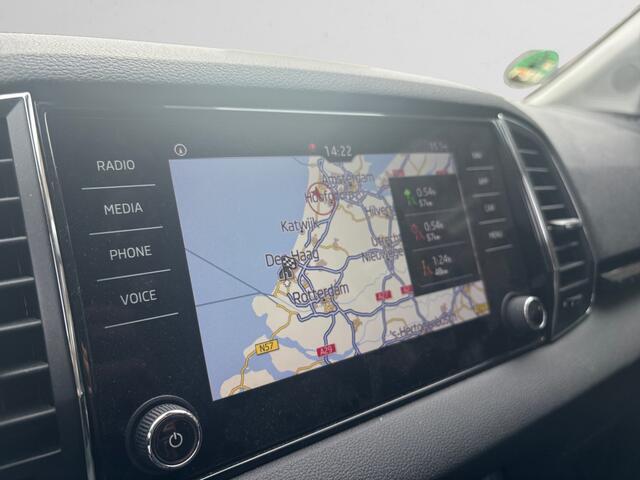 Skoda Karoq 1.5 TSI ACT Business Edition Aut- Carplay, Android Auto, Trekhaak, Camera, Virtual Cockpit