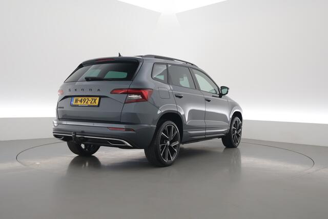 Skoda Karoq 1.5 TSI ACT Sportline Business | Dig. Cockpit | Pano | Elek. Trekhaak | Krell Audio | Adapt. Cruise | Keyless | Stoel-Stuurverw. |