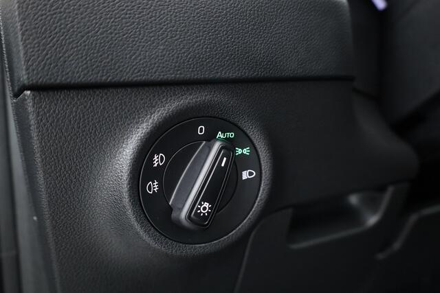 Skoda Karoq 1.5 TSI ACT Sportline Business | Dig. Cockpit | Pano | Elek. Trekhaak | Krell Audio | Adapt. Cruise | Keyless | Stoel-Stuurverw. |
