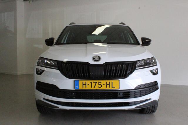 Skoda Karoq 1.5 TSI ACT Sportline Business | CANTON | TREKHAAK | ACC | BLINDSPOT | CAMERA | STOEL-VERW | NAVI | LMV |