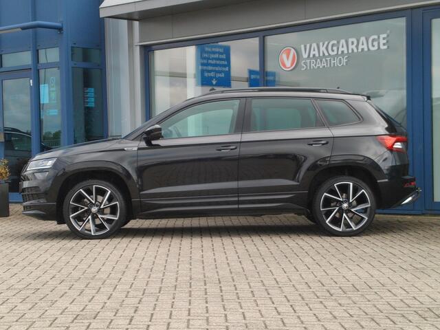 Skoda Karoq 1.5 TSI Sportline Business, Automaat / Trekhaak / Schuifdak / Virtual Cockpit / Canton Audio / 19' Sportvelgen