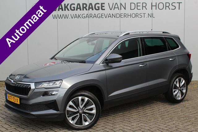 Skoda Karoq 1.5-150pk 'Selection' DSG-AUTOMAAT ! Fijne comfortabele hoogzitter, slechts 11.000km, trekgew. 1.500kg ! Aut. airco, Stuur- en stoelverwarm., Adapt. Cruise Cntrl, Climate Cntrl, Keyless entry/keyless go, Navigatie by Apple CarPlay/Android auto etc.