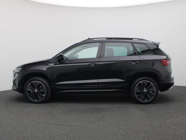 Skoda Karoq 1.5 TSI ACT Sportline Business 150PK DSG Panoramadak, Trekhaak, Achteruitrijcamera, Winterpakket Plus, Keyless, Virtual pedal, 18'' lichtmetaal, Side Assist