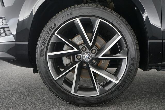 Skoda Karoq 1.5 TSI ACT Sportline Business | Pano | ACC | CANTON