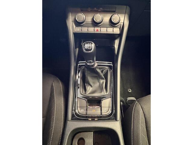 Skoda Karoq 1.0 TSI Ambition CARPLAY,CRUISE