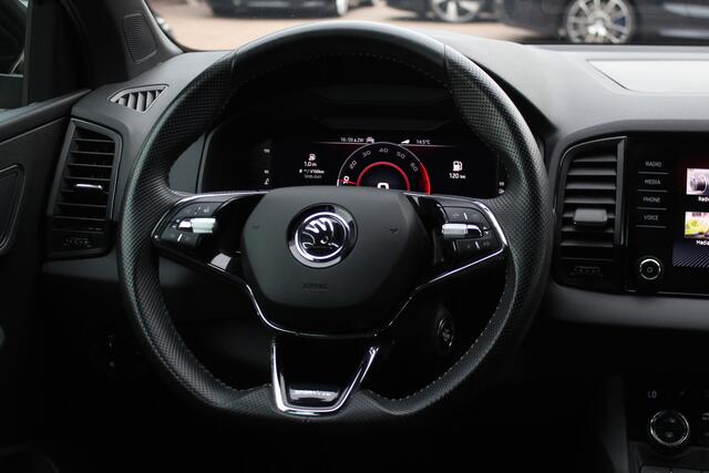 Skoda Karoq 1.5 TSI ACT Sportline Business / Camera / CarPlay / Keyless / 19'' / Stoel+Stuurverwarming / Dodehoek / DAB / ACC